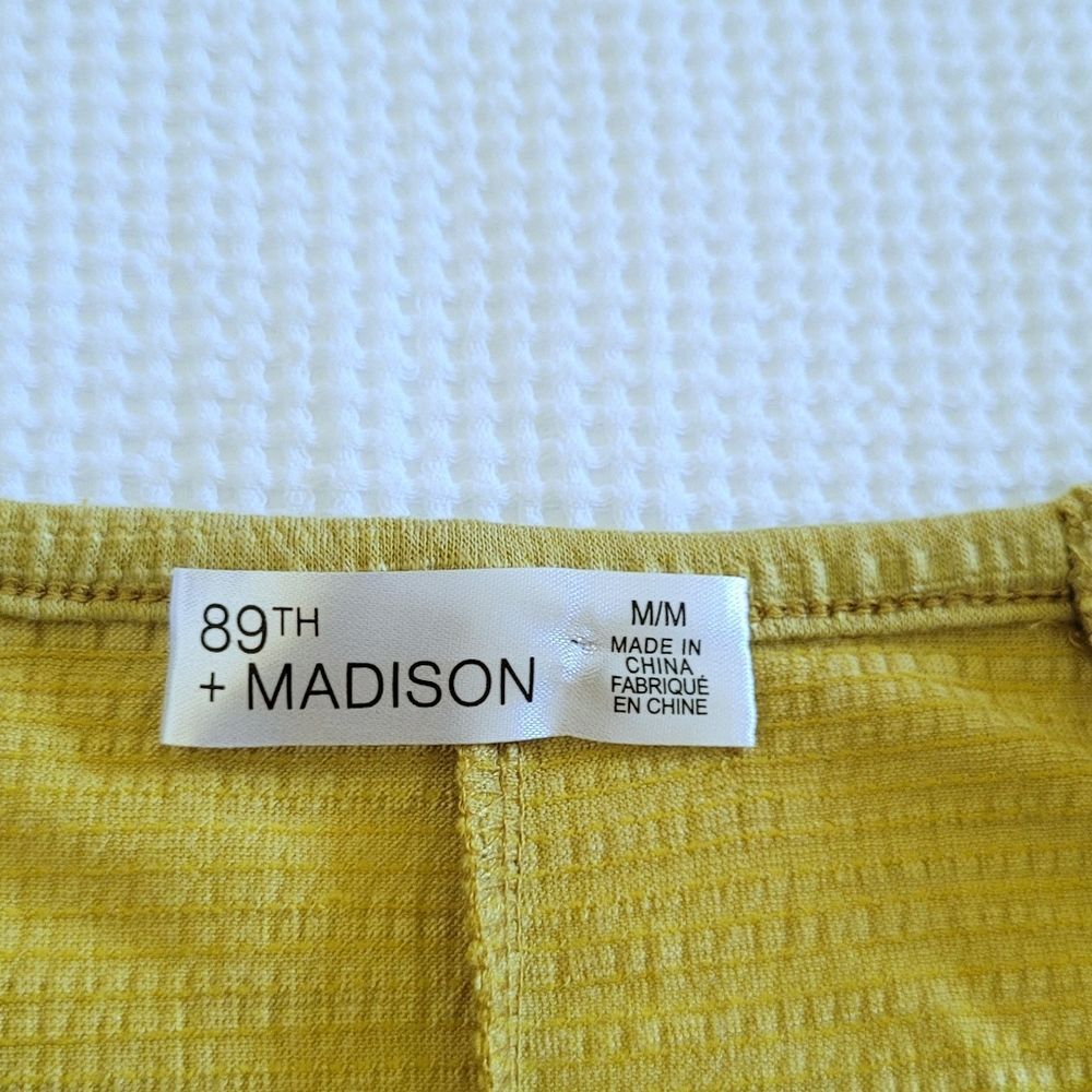 89th + Madison Floral💐Lace Sleeve Top - NWT - Picture 5 of 14